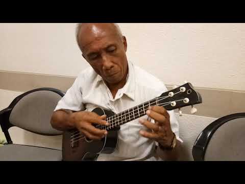 Preview image for the video "O mestre do Ukulele em Cebu".