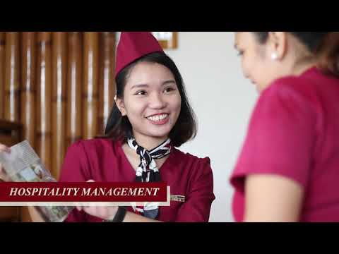 Preview image for the video "Foundation University Courses - Be the One!".