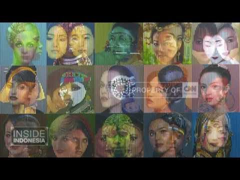 Preview image for the video "Inside Indonesia - Menyesap Gaya Seni Yogyakarta".