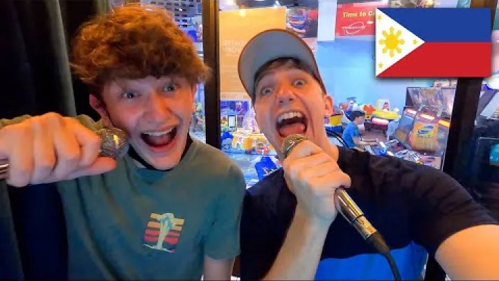 Preview image for the video "Cantando Karaokê nas Filipinas até perdermos a voz 🇵🇭".