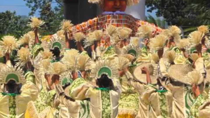 Preview image for the video "Tawo Tawo Festival 2015 - Bayawan City".