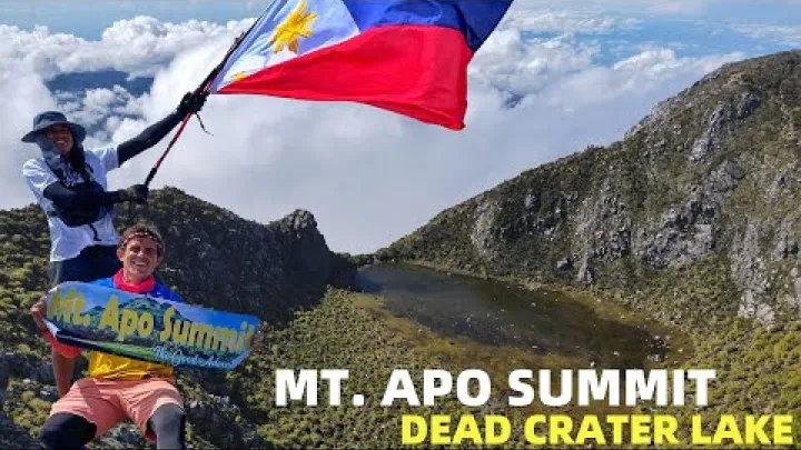 Preview image for the video "MT. APO SUMMIT - Escalando a montanha mais alta das Filipinas (o misterioso lago Dead Crater)".
