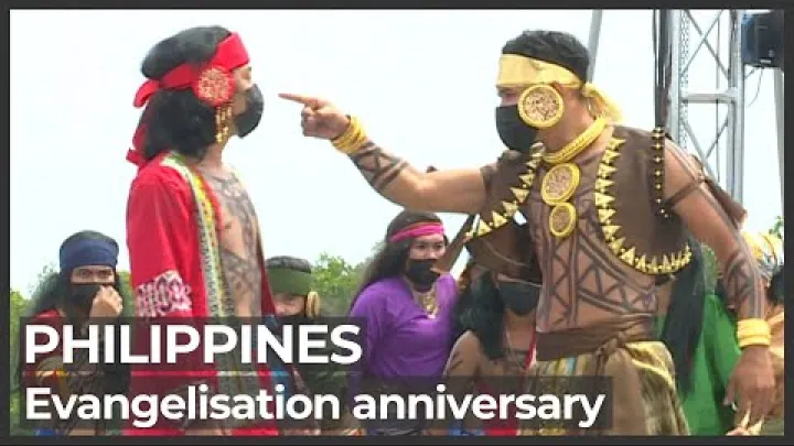 Preview image for the video "Filipinos cristãos comemoram 500 anos da chegada do catolicismo".