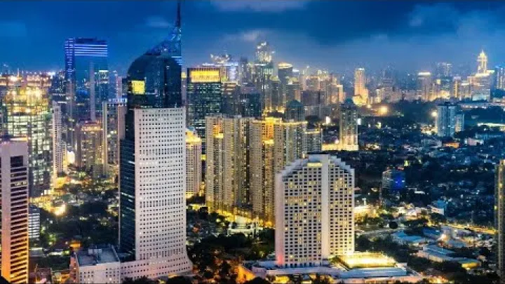 Preview image for the video "5 NAJWIĘKSZYCH MIAST W INDONEZJI".