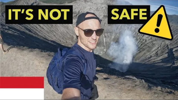 Preview image for the video "סיור זריחה בהר ברומו במזרח ג'אווה | וולוג טיולים באינדונזיה | Vlog97 טיול RTW".