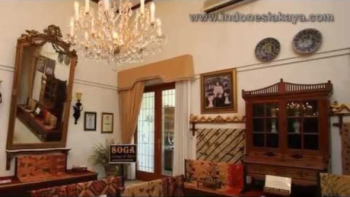 Preview image for the video "Muzeum Batik Danar Hadi".