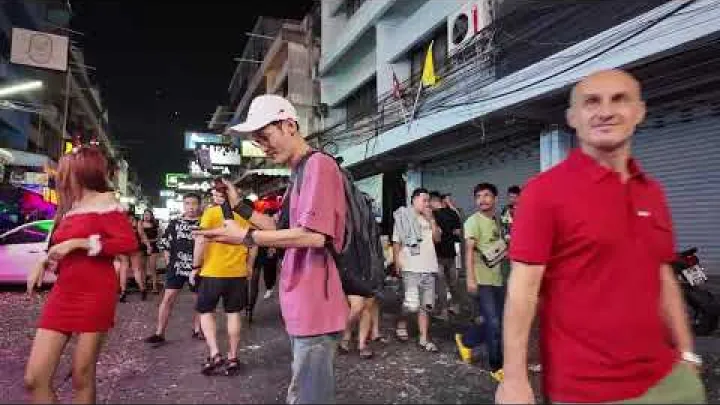 Preview image for the video "Нічне життя Паттаї: Нічна прогулянка навколо Soi 6 Паттайя Таїланд 2025.".