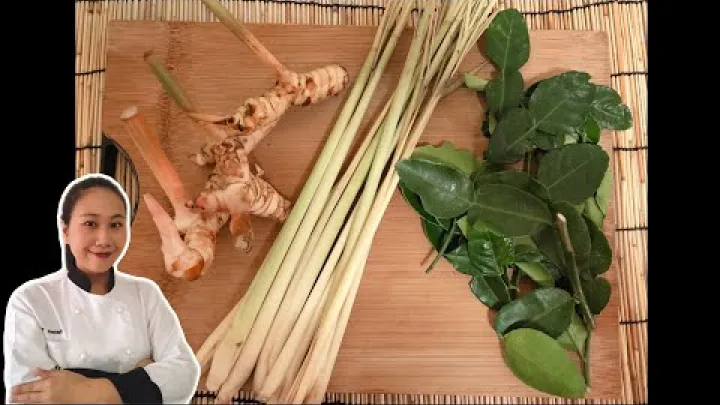 Preview image for the video "रसोई सुझाव ! आपकी थाई जड़ी बूटियों के लिए गैलंगल •लेमनग्रास •काफिर लाइम पत्ते |ThaiChef food".