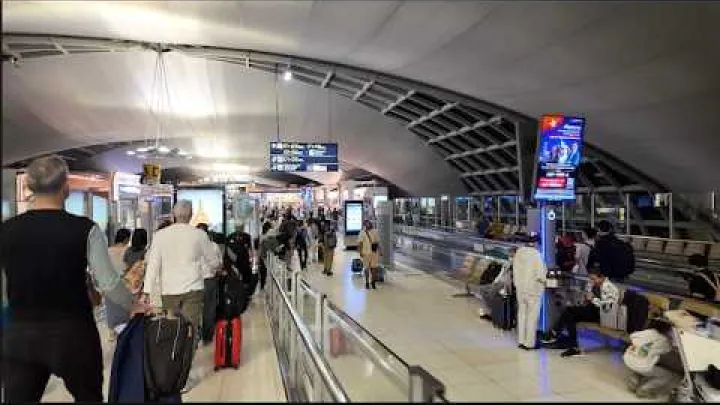 Preview image for the video "Don Mueang lentoasema Bangkok (DMK) - Kaikki mita sinun tarvitsee tietaa! ✈️🇹🇭".