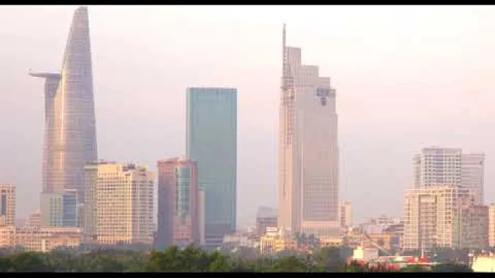 Preview image for the video "ਵਿਯਤਨਾਮ ਆਰਥਿਕ ਅਚਰਜ ਅਤੇ ਇਸਦਾ ਭਵਿਖ (ਡਾਕੂਮੇੰਟਰੀ)".