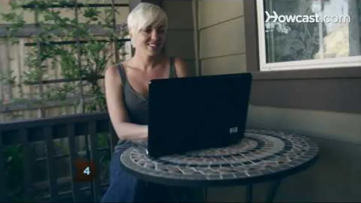 Preview image for the video "چگونه ارزان ترین روزها برای پرواز را انتخاب کنیم".