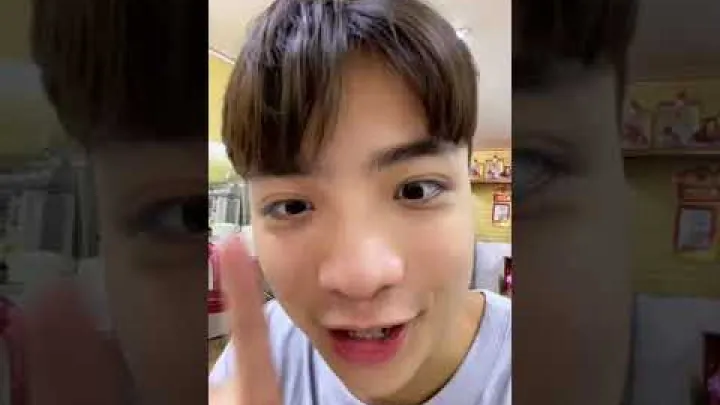 Preview image for the video "pho nu sahi tarike naal kiven khana (ik vietnam ton)".