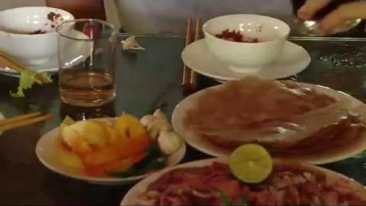 Preview image for the video "সংগ্রহশালার পরিচিতি (ভিয়েতনামের ঐতিহ্যবাহী বাড়ির স্থান)".