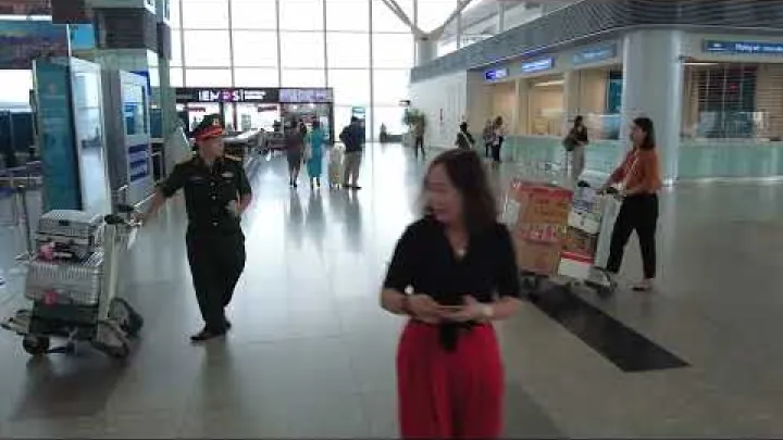 Preview image for the video "Kuondoka Uwanja wa Ndege Hanoi Terminalu ya Kimataifa".
