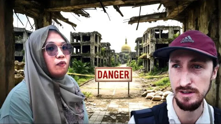 Preview image for the video "Dentro Marawi - la città del terrore delle Filippine".