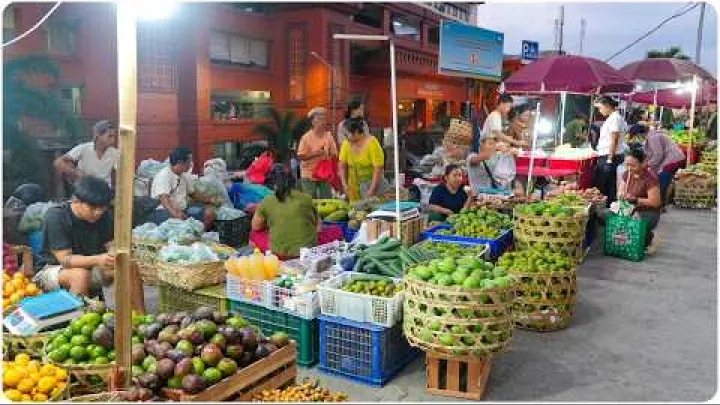 Preview image for the video "Pasar Badung turgus Denpasar, Bali".