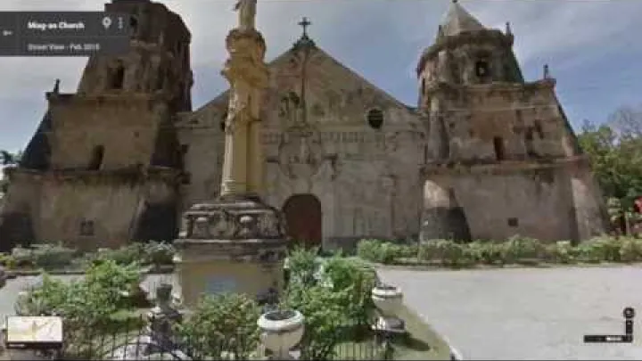 Preview image for the video "Erkunden Sie die Philippinen mit Google Maps".