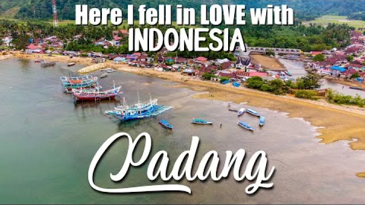 Preview image for the video "Padang – Sumatra, Indonesien – De bedste ting at gøre / Højdepunkter – Rejseguide".