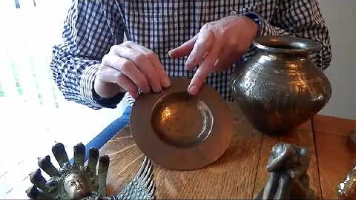 Preview image for the video "Kako prepoznati razlike između antiknog bakra, bronze i mesinga".