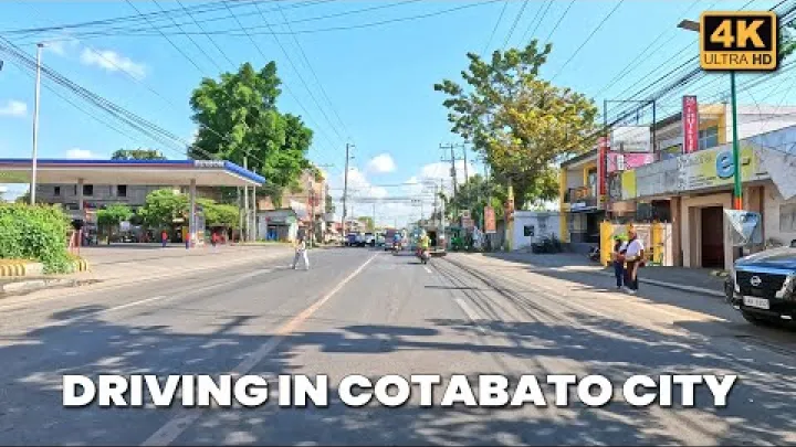 Preview image for the video "Køretur onsdag morgen langs Sinsuat Avenue | Kørsel i Cotabato City".
