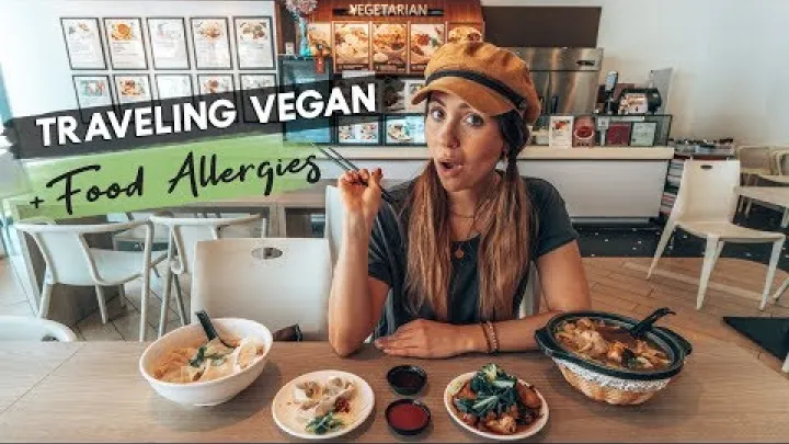 Preview image for the video "CESTOVÁNÍ JAKO VEGAN A S POTRAVINOVÝMI ALERGIEMI".