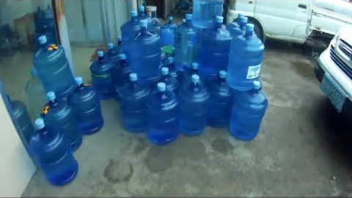 Preview image for the video "MŮŽETE PÍT VODU NA FILIPÍNÁCH?".