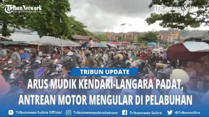 Preview image for the video "Lange køer af motorcykler ved Kendari Langara færgehavn op til Lebaran, trodser regnen for at komme ombord".