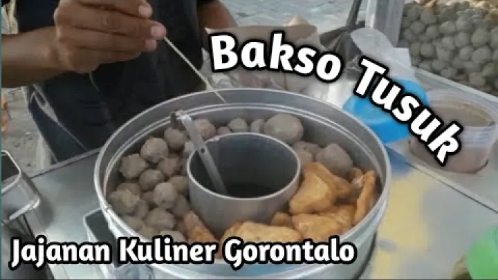 Preview image for the video "فروش پرطرفدار باک‌سو توسوک || غذاهای خیابانی گورونتالو".