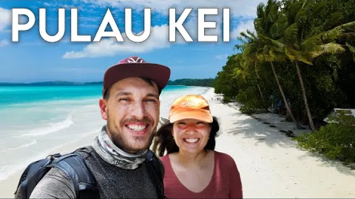 Preview image for the video "5000 METER weißer Sandstrand in Indonesien 🇮🇩 - Molukken - Ngurbloat 💜".