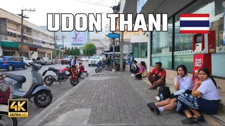 Preview image for the video "Spacer po Udon Thani, Tajlandia do Central Plaza 4K UHD".