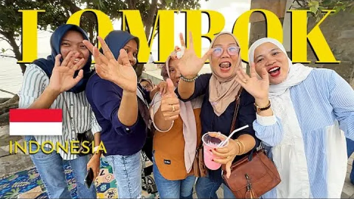 Preview image for the video "VENLIGE DAMER PÅ LOMBOK og en gammel hollandsk kolonihavneby!".