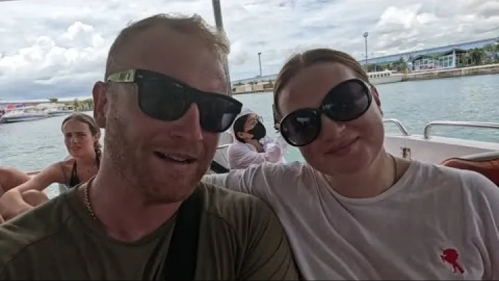 Preview image for the video "Wie man von Sihanoukville nach Koh Rong kommt: Vollständiger Reiseführer!".