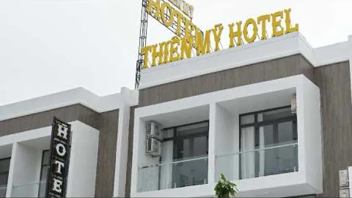 Preview image for the video "Khách Sạn Thiên Mỹ | Rach Gia (Kien Giang), Vietnam | Hotel Review ⭐".