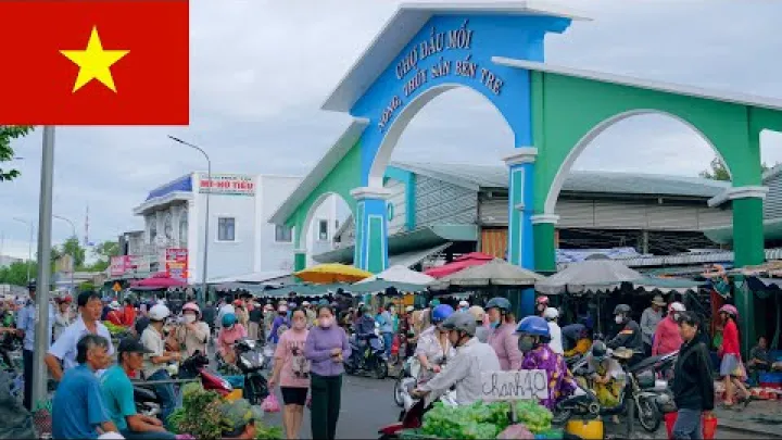 Preview image for the video "کاوش در بازار بن‌تره | بازاری در ویتنام با جذابیت سنتی".