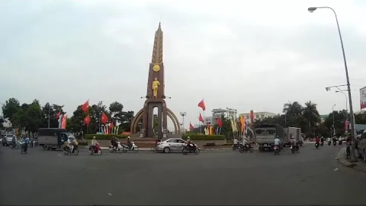 Preview image for the video "Đường Ngô Quyền - Lý Thường Kiệt - Tượng Đài Cà Mau (5km)".