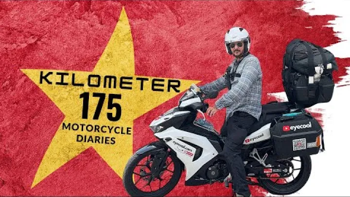 Preview image for the video "KM 175: Z Can Tho do Saigonu na motorce: Horko v Ho Či Minově Městě!".