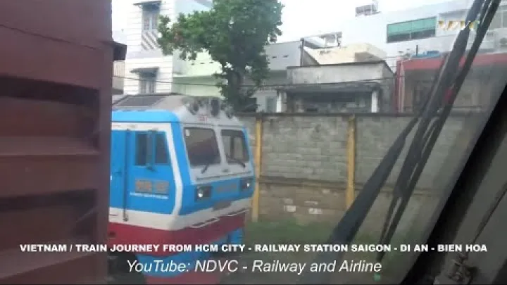Preview image for the video "✅ VIAGGIO IN TRENO | STAZIONE FERROVIARIA DI SAIGON - BIÊN HÒA".