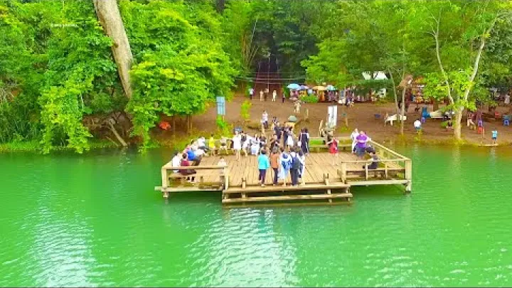 Preview image for the video "جاذبه دریاچه یاک لوم در استان کامبوج شرقی".