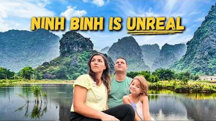 Preview image for the video "Toto je NEJEPICKĚJŠÍ místo na Zemi 🇻🇳 (Ninh Binh, Vietnam)".