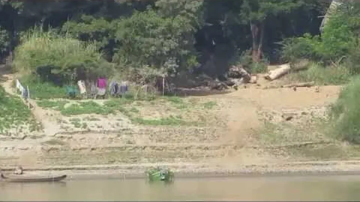 Preview image for the video "Life along the Irrawaddy river from Bagan to Mandalay, Myanmar".