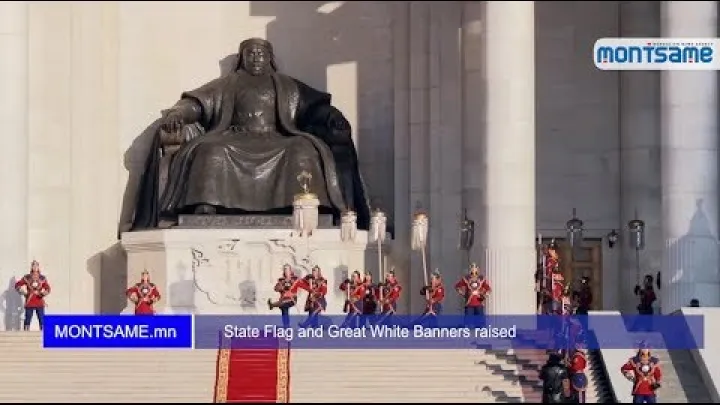 Preview image for the video "Devlet Bayrağı ve Büyük Beyaz Sancaklar göndere çekiliyor".