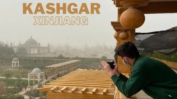Preview image for the video "Mešity, bazary a největší přírodní oblouk na světě v Kashgar, Severozápadní Čína".