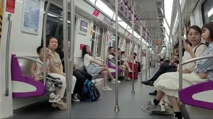 Preview image for the video "سفر با مترو 🚇 از فرودگاه بین‌المللی هانگژو شیائوشان (HGH) تا مرکز شهر هانگژو".