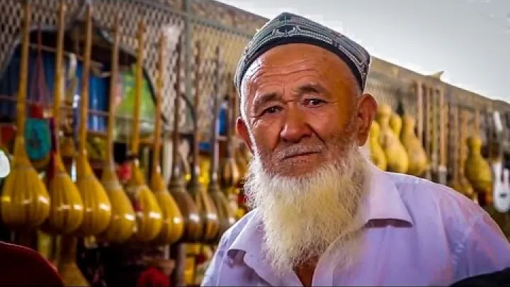 Preview image for the video "Markederne i Kashgar i Xinjiang | Fra søndagsbasaren til natmarkedet".