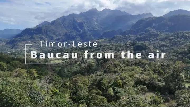 Preview image for the video "Baucau vista do ar".