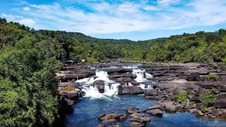 Preview image for the video "Tatai-Wasserfall in Koh Kong, Kambodscha 🇰🇭".