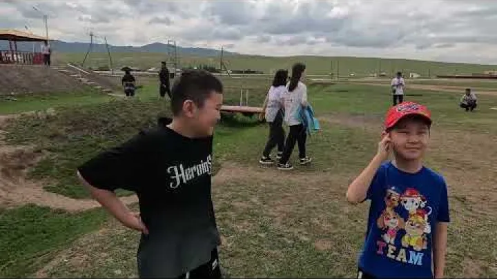 Preview image for the video "【4K】Taking a long-distance bus in Mongolia: Ulaanbaatar to Mörön".