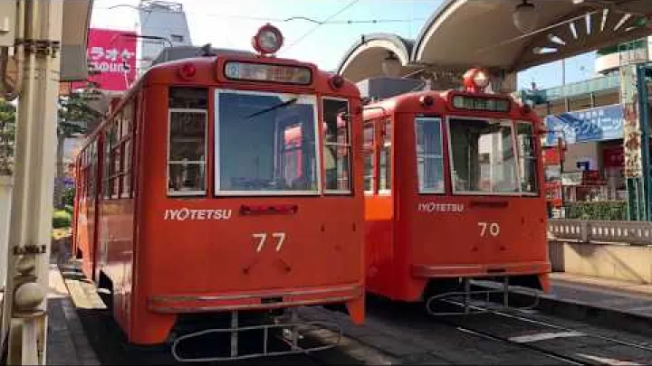 Preview image for the video "Урок Иёко «Как пользоваться городским трамваем»!".