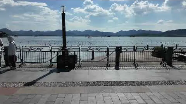 Preview image for the video "چگونه از ایستگاه متروی لونگشیانگ‌چیائو به دریاچه غربی هانگژو برویم".
