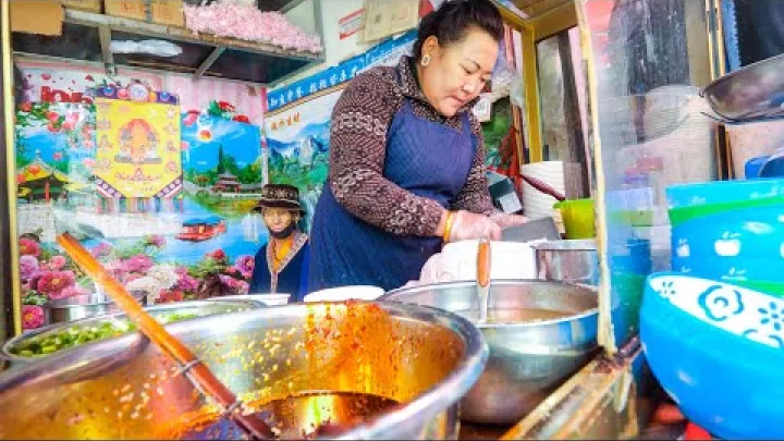Preview image for the video "غذای خیابانی در Tibet - تور نهایی غذای تبتی + کاخ شگفت‌انگیز پوتالا در Lhasa!".